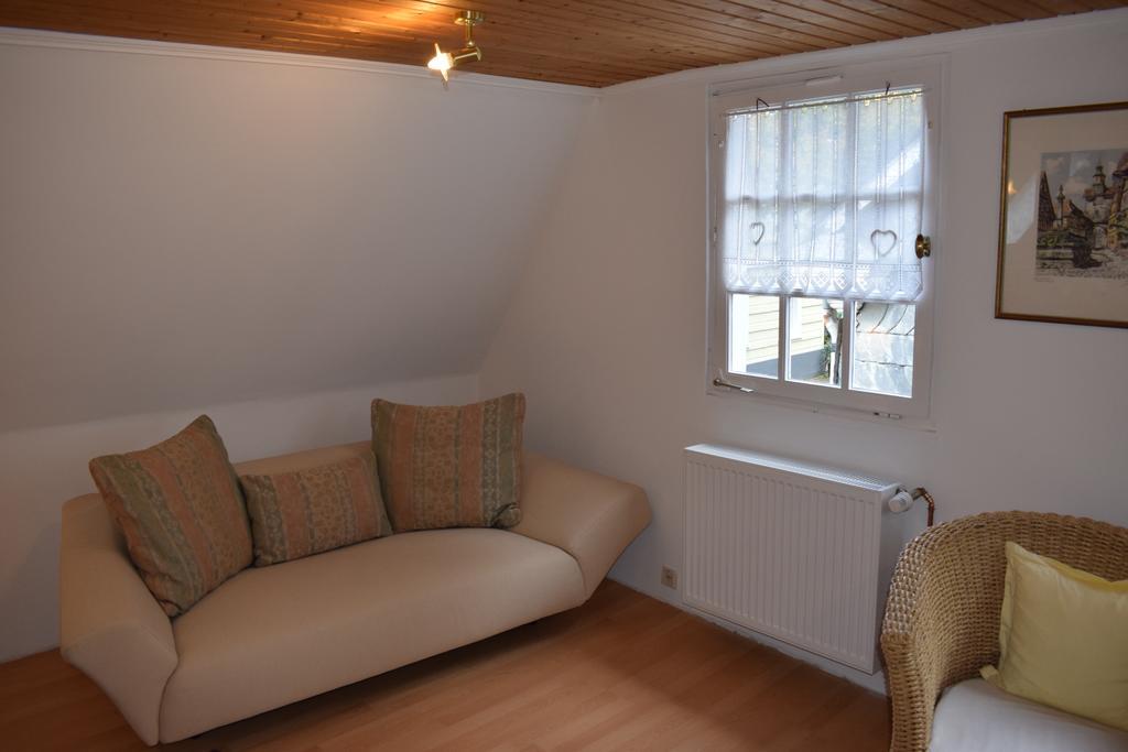 Messewohnung Graefrath โซลิงเงน ภายนอก รูปภาพ